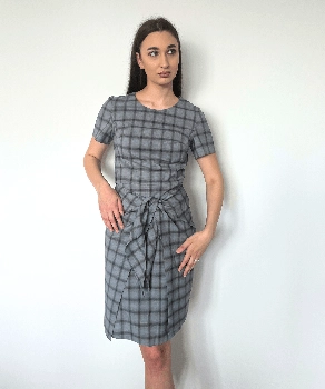 DRESS MISS CUT